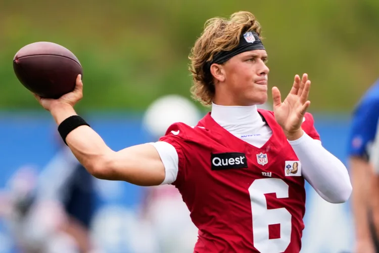 Jaxson Dart approaching training camp with an eye on preventing another Giants losing season